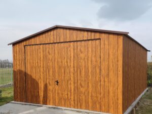 Blechgarage, holzähnliche goldene Eiche, Flügeltor, Giebel, Einzelwagen