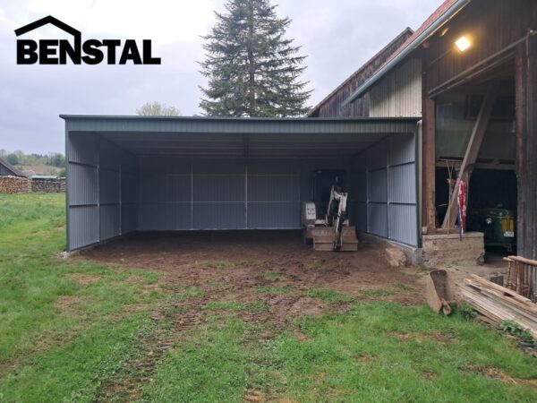 Carport-Gefaelle-nach-hinten-Blechgarage-8x6-gruen