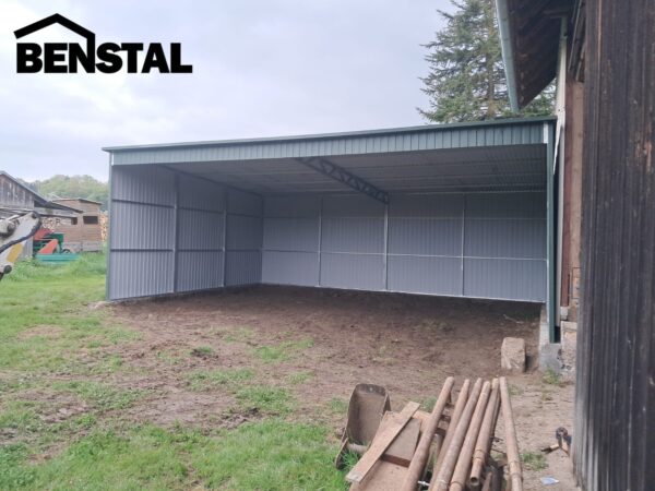Carport-Gefaelle-nach-hinten-Blechgarage-8x6-gruen