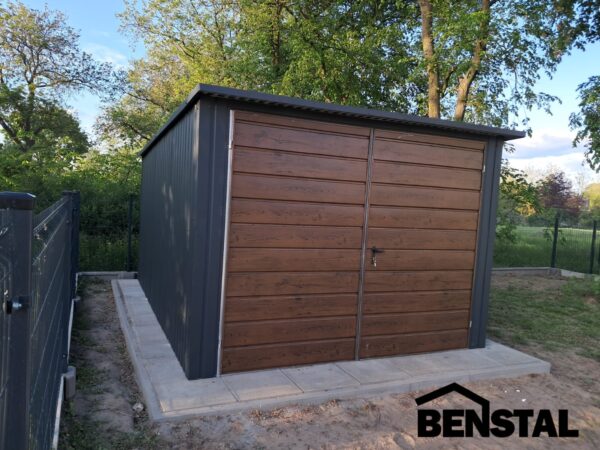 Einzelgarage aus Blech, Gefälle nach hinten, Graphitfarbe, zweiflügeliges Tor