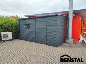 Garage-Blechdach-Front-Anthrazit-Werkzeughaus