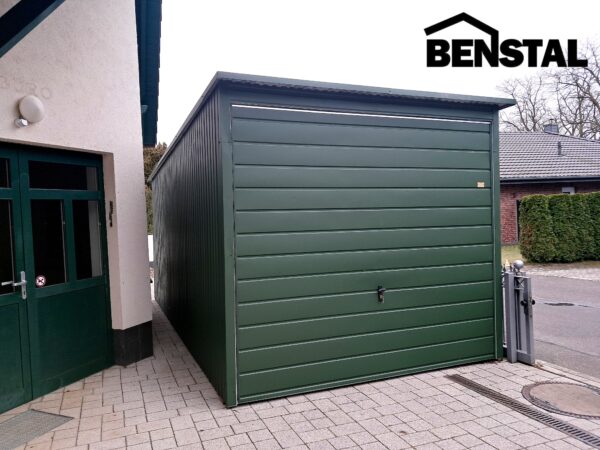 Blechgarage  Einzelgarage aus Blech mit Dachschräge nach hinten, 3x5, Farbe Grün – Bild 4