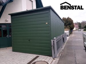 Blechgarage  Einzelgarage aus Blech mit Dachschräge nach hinten, 3x5, Farbe Grün